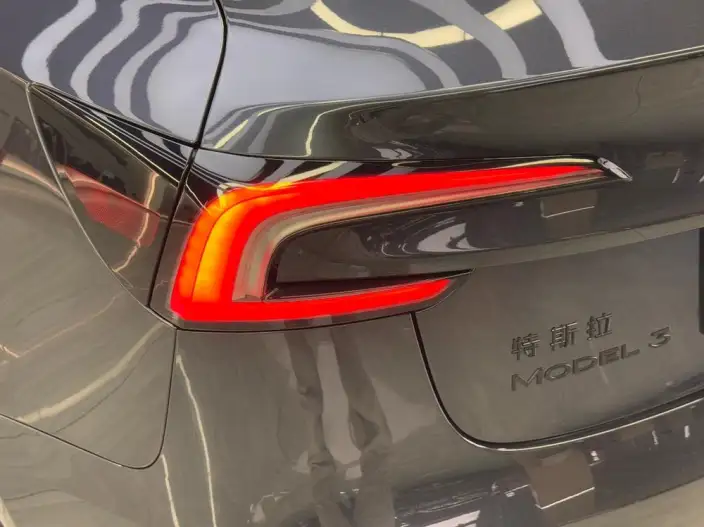 Model 3 2025 Model Facelift Rear-wheel drive version – фото 8