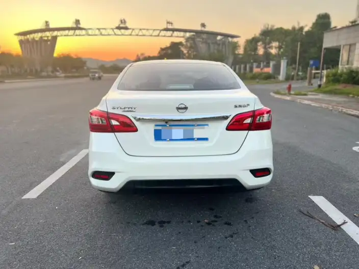 Nissan Sylphy 2022 Model Classic 1.6 XE CVT Comfort Edition – фото 5