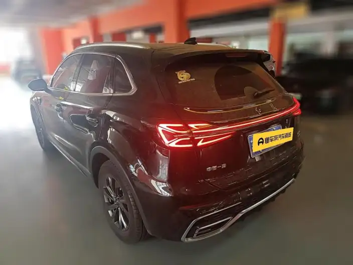 Hongqi HS5 2025 Model 2.0T Flag Xiang Pro Edition – фото 4