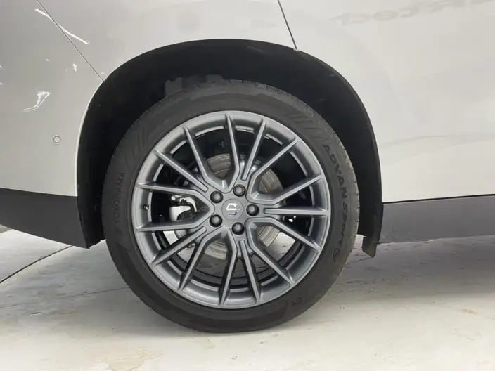 Leapmotor C10 2026 Model EV Edition 605 Yuexiang Edition – фото 9