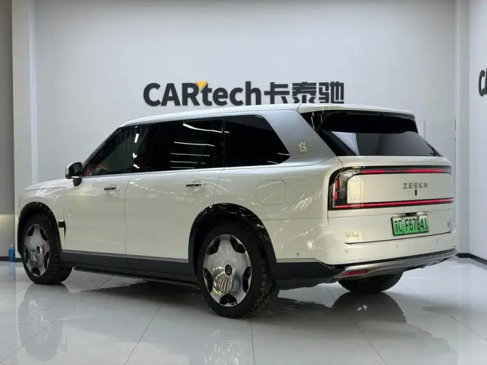 ZEEKR 9X 2025 Model Hyper Edition 70kWh VI seat – фото 5