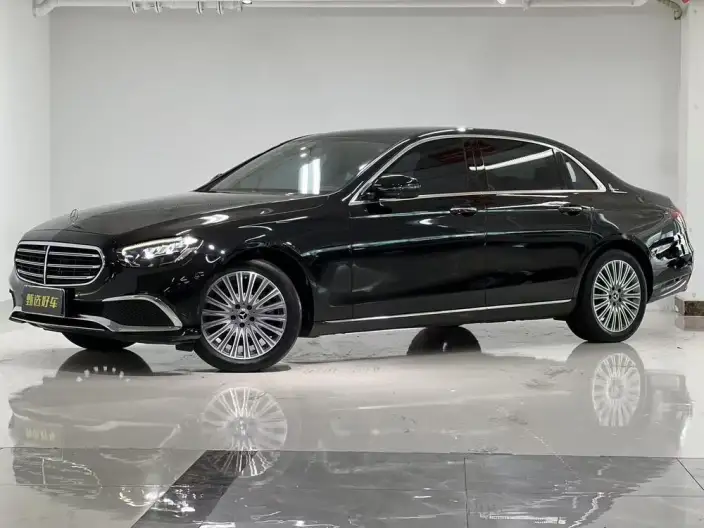 Mercedes-Benz E-Class 2022 Model E 300 L Fashion Model sedan – фото 1