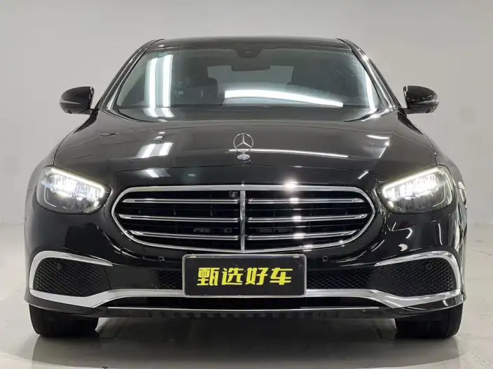 Mercedes-Benz E-Class 2022 Model E 300 L Fashion Model sedan – фото 2