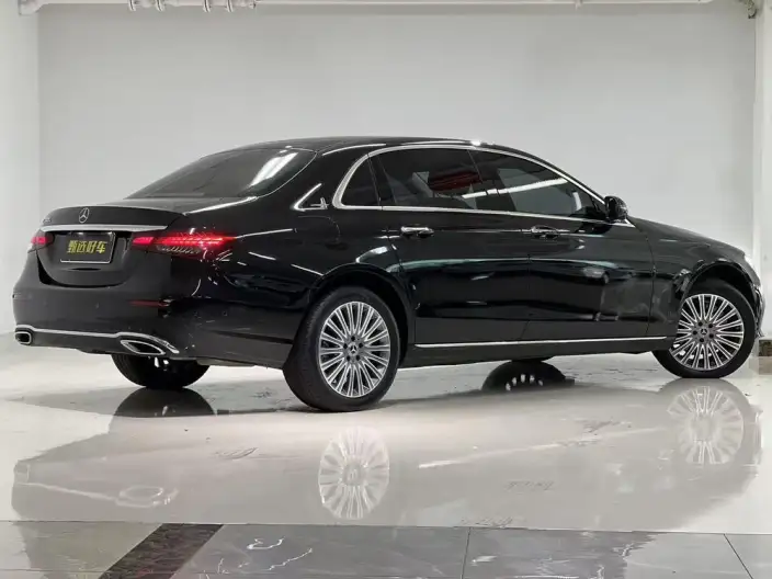 Mercedes-Benz E-Class 2022 Model E 300 L Fashion Model sedan – фото 4