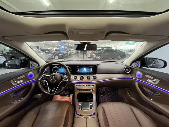 Mercedes-Benz E-Class 2022 Model E 300 L Fashion Model sedan – фото 6