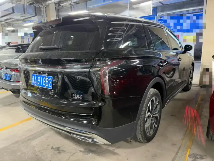 Hongqi HS7 2023 Model 2.0T 4WD Flag Ling Edition 6 seat – фото 6