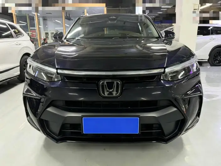 Honda BREEZE 2023 Model 240TURBO CVT 2WD Deluxe Edition – фото 2