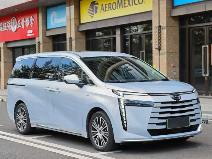 GAC Trumpchi E8 PHEV 2024 Model 2.0ATK 150km MAX+ – фото 3