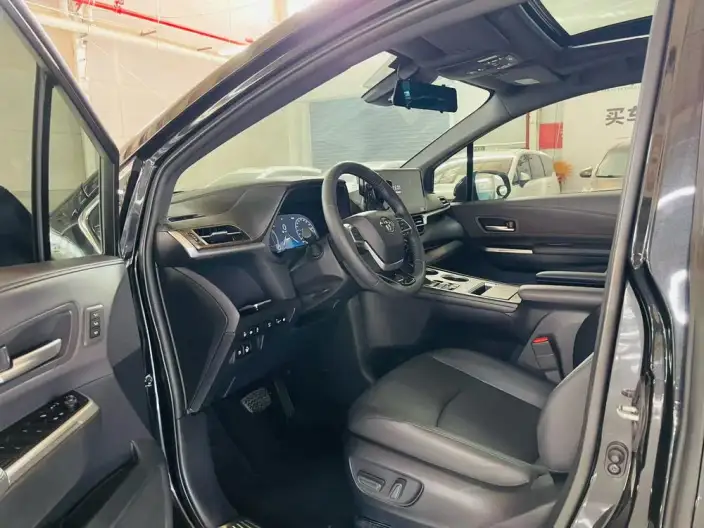 Granvia 2024 Model Intelligent Hybrid 2.5L 2WD Comfort Edition – фото 7
