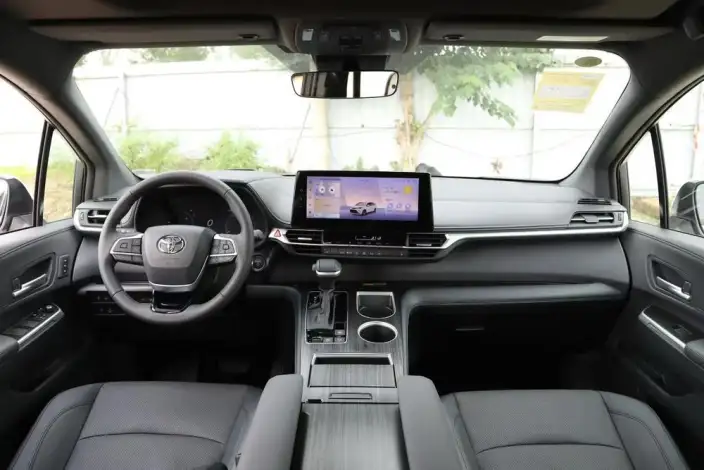 Granvia 2024 Model Intelligent Hybrid 2.5L 2WD Comfort Edition – фото 8