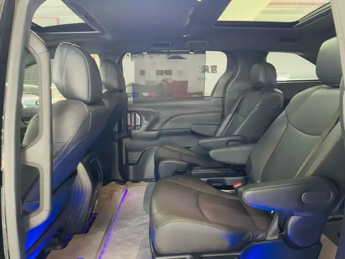Granvia 2024 Model Intelligent Hybrid 2.5L 2WD Comfort Edition – фото 9