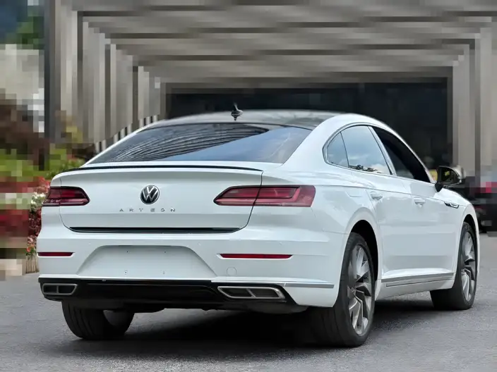 Volkswagen CC 2023 Model 380TSI Eye-catching version – фото 6