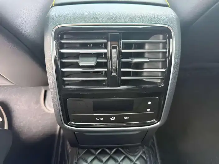 Volkswagen CC 2023 Model 380TSI Eye-catching version – фото 7