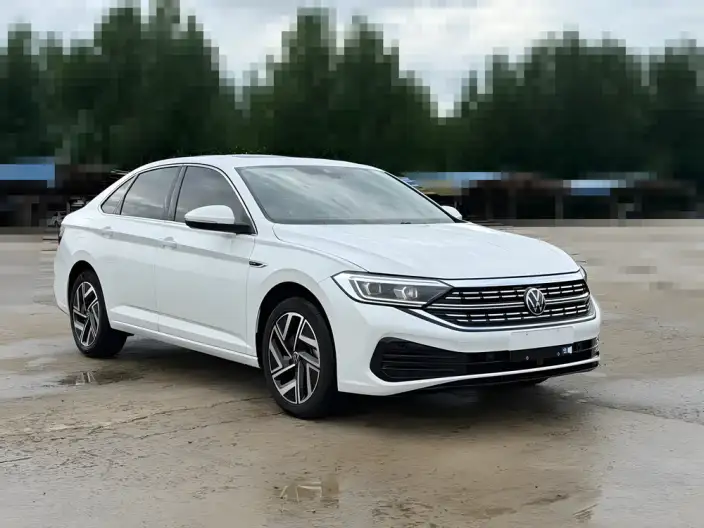 Volkswagen Sagitar 2023 Model 200TSI DSG Flying Version – фото 3