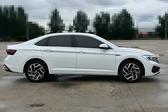 Volkswagen Sagitar 2023 Model 200TSI DSG Flying Version – фото 7