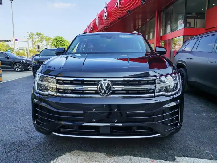 Volkswagen Teramont 2023 Model Facelift Teramont X 380TSI 4WD Respect Deluxe Edition – фото 2