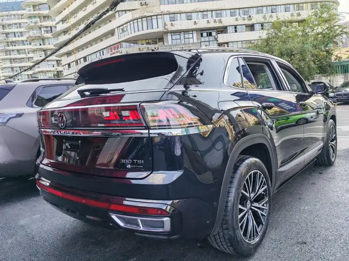 Volkswagen Teramont 2023 Model Facelift Teramont X 380TSI 4WD Respect Deluxe Edition – фото 6