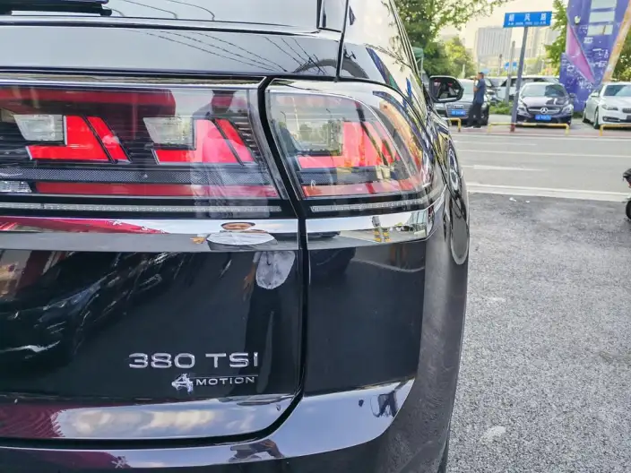 Volkswagen Teramont 2023 Model Facelift Teramont X 380TSI 4WD Respect Deluxe Edition – фото 8