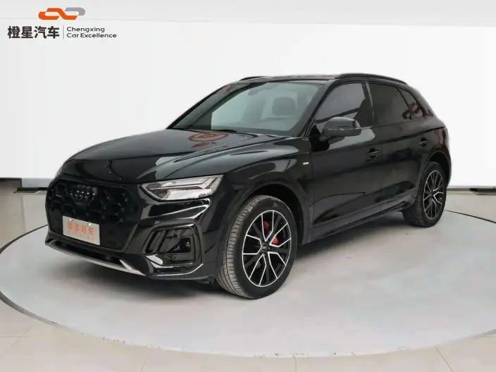 Audi Q5L 2023 Model 45T Luxury Dynamic Model – фото 1