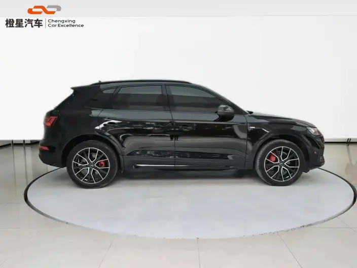 Audi Q5L 2023 Model 45T Luxury Dynamic Model – фото 5