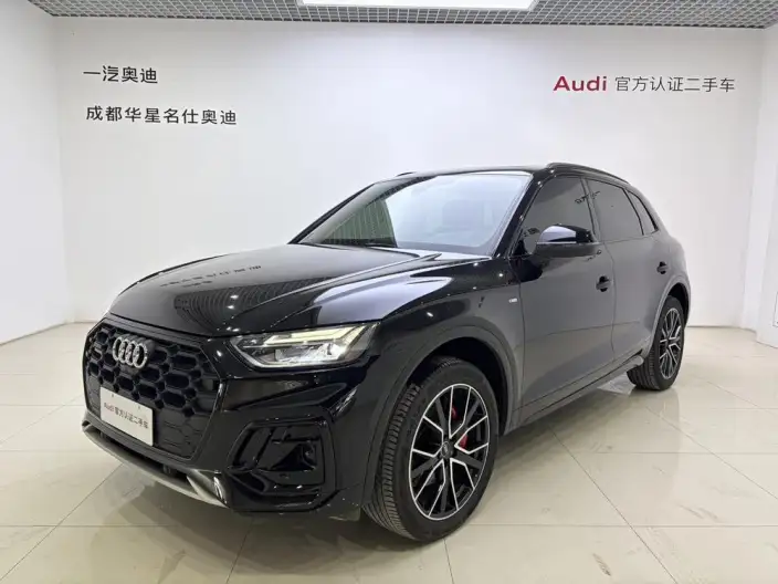 Audi Q5L 2024 Model 45TFSI Luxury Dynamic Model – фото 1