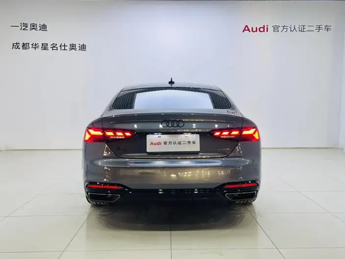Audi A5 2025 Model Sportback Collector Edition Edition 40 TFSI quattro Luxury Dynamic Model – фото 3