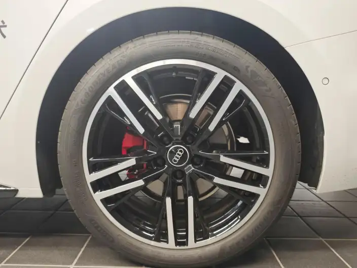 Audi A5 L 2026 Model 2.0T Sports Edition quattro – фото 6