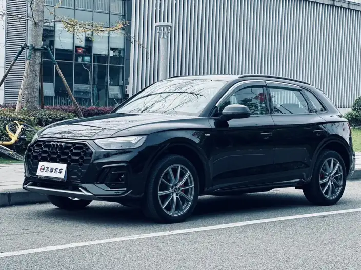 Audi Q5L 2022 Model Facelift 45T Luxury Dynamic Model – фото 1