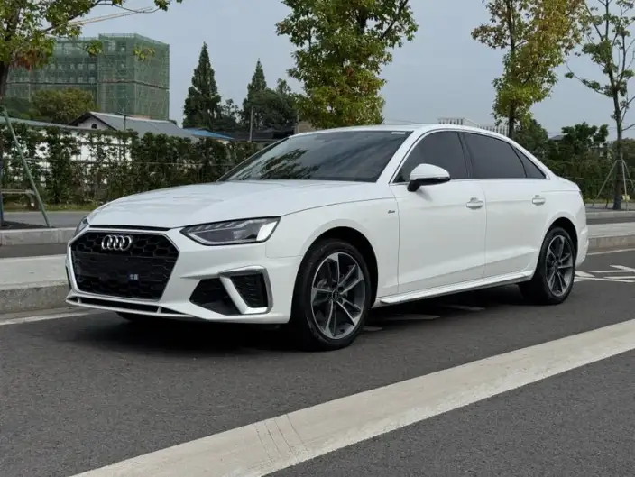 Audi A4 L 2022 Model 40 TFSI Fashion Dynamic Model – фото 1