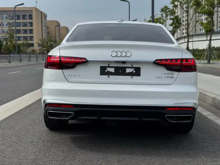 Audi A4 L 2022 Model 40 TFSI Fashion Dynamic Model – фото 5