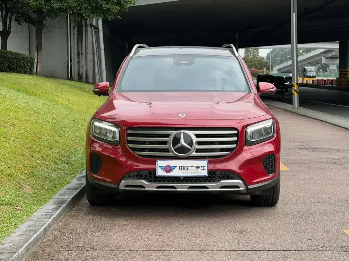 Mercedes-Benz GLB 2024 Model GLB 220 Fashion Model – фото 2