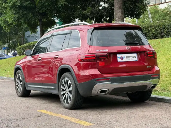 Mercedes-Benz GLB 2024 Model GLB 220 Fashion Model – фото 4