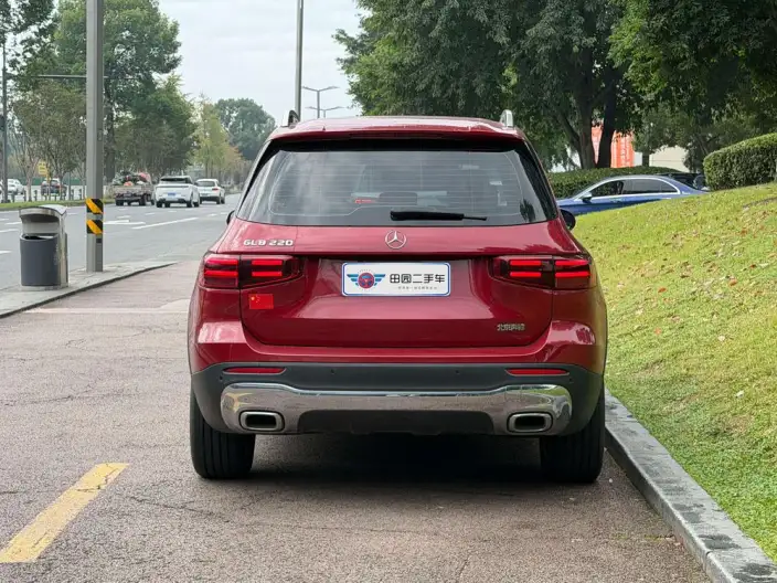 Mercedes-Benz GLB 2024 Model GLB 220 Fashion Model – фото 5