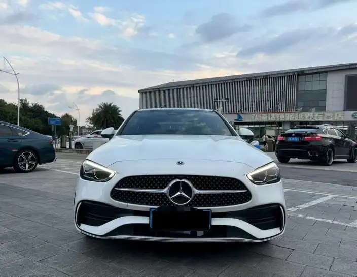 Mercedes-Benz C-Class 2022 Model Facelift C 260 L Sports Edition – фото 2
