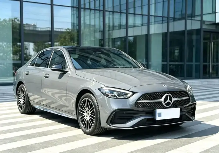 Mercedes-Benz C-Class 2022 Model C 260 L Sports Edition – фото 2