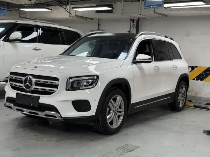 Mercedes-Benz GLB 2022 Model Facelift II GLB 200 Dynamic Model – фото 1
