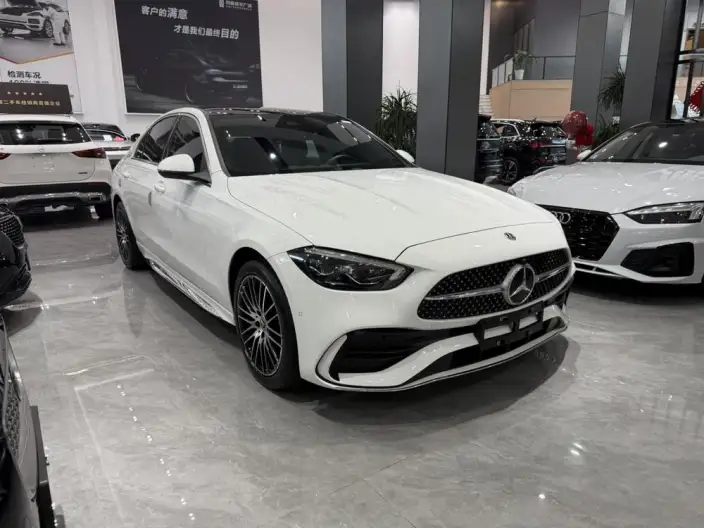 Mercedes-Benz C-Class 2022 Model C 260 L Sports Edition – фото 3