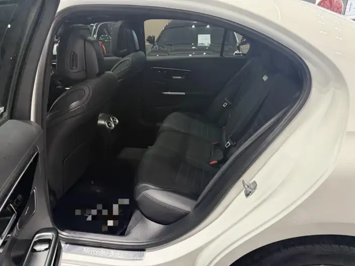 Mercedes-Benz C-Class 2022 Model C 260 L Sports Edition – фото 9