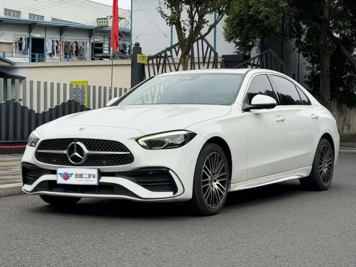 Mercedes-Benz C-Class 2023 Model Facelift C 200 L Sports Edition – фото 1