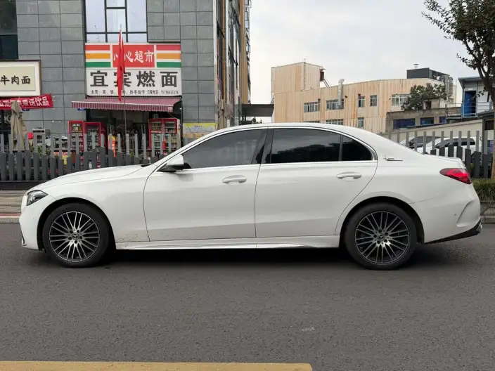 Mercedes-Benz C-Class 2023 Model Facelift C 200 L Sports Edition – фото 3