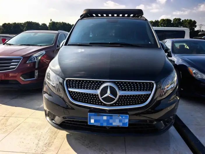 Viano 2023 Model 2.0T Elite Edition 7 seat – фото 2