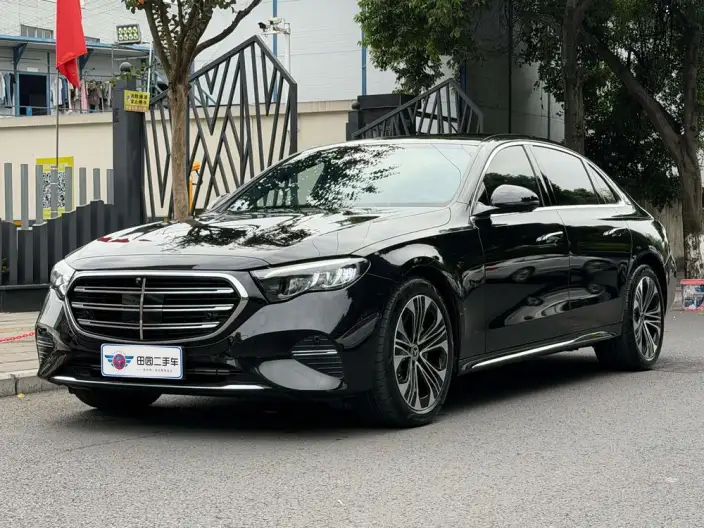 Mercedes-Benz E-Class 2025 Model E 300 L Luxury Model sedan – фото 1