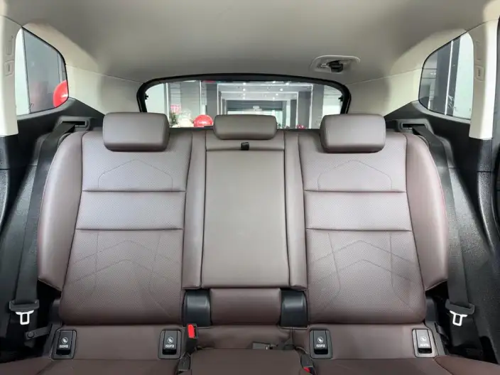BMW X1 2023 Model sDrive25Li M Sports Set – фото 10