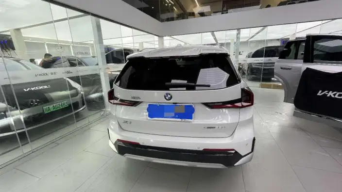 BMW X1 2025 Model sDrive25Li X Design Set – фото 5