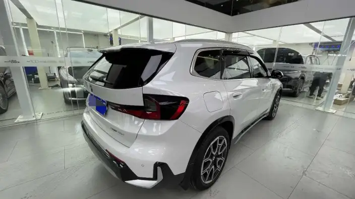 BMW X1 2025 Model sDrive25Li X Design Set – фото 6