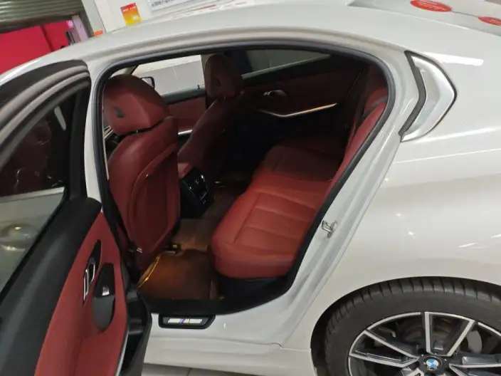 BMW 3 Series 2023 Model 320Li M Sports Set – фото 9