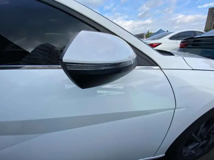 Hyundai Ioniq 2023 Model 1.5L CVT LUX Premium Edition – фото 8