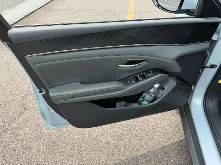 QinL DM 2024 Model DM-i 120KM Leading Model – фото 7