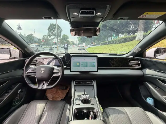 QinL DM 2024 Model DM-i 120KM Leading Model – фото 9