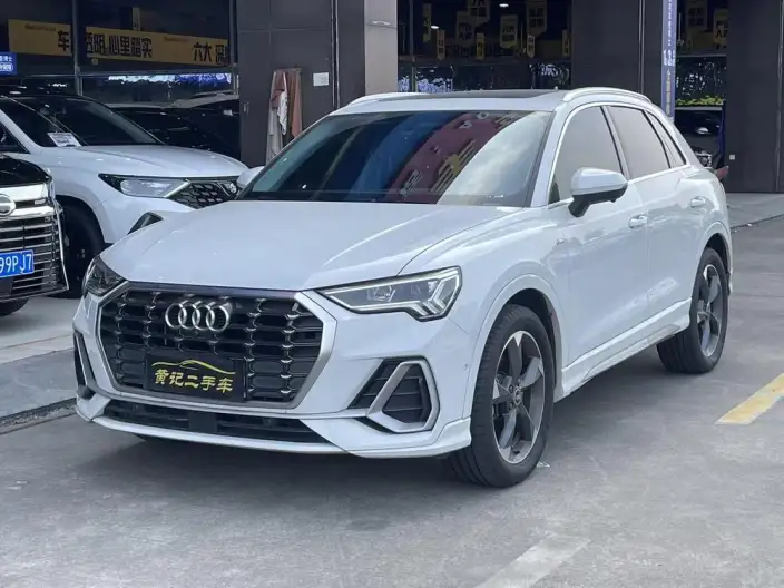 AUDI Q3 2022 Model 35 TFSI Fashion Dynamic Model – фото 1